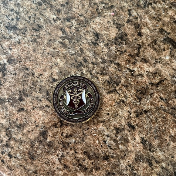 Challenge Coin - Picture 3 of 4